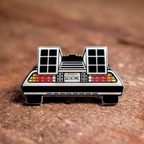 Back to the Future Delorean OUTATIME Brooch Pins Enamel Metal Badges Lapel Pin Brooches Jackets Fashion Jewelry Accessories
