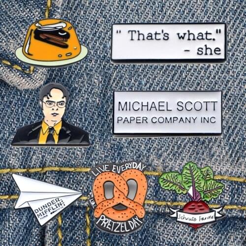 DZ613 Fashion Funny TV Series Enamel Brooches and Pins Collection Lapel Pin Badge Jewelry Accessories