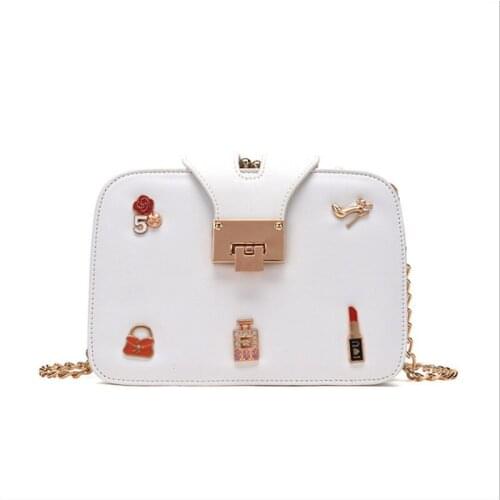 Womens Bag New Korean version badge chain bag three compartment compartment small bag fashion Single Shoulder skew Satchel