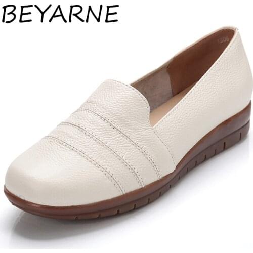 BEYARNE Plus size(35-42) women genuine leather flat shoes woman work shoes fashion female casual single shoes women flats E240
