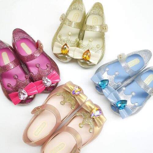 New Arrival Kids Girls Shoes Sandals Bling Zircon Crown Bow Princess Jelly Shoes For Children Girl Waterproof Antiskid Footwear