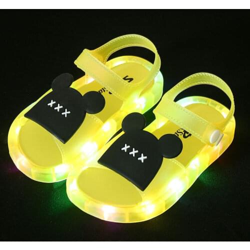 2021 summer new flash light sandals boys and girls non-slip beach shoes casual sandals children buckle trend outdoor