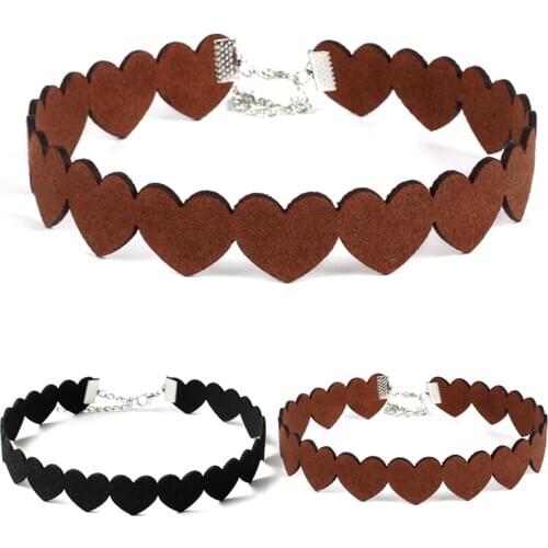 Women Velvet Heart Choker Vintage Solid Color Gothic Choker Necklace Choker Collar Clavicle Choker Party Jewelry Accessories
