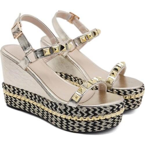 Sandals women high water table RIVET high-end fashion elegant high-heeled wedge peep-toe new female sexy sandals