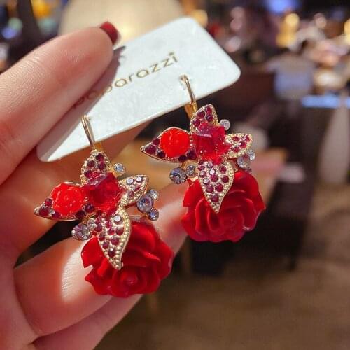 Vintage Resin Rose Flower Earrings for Women Exquisite Rhinestone Butterfly Stud Earrings Fashion jewelry New 2020