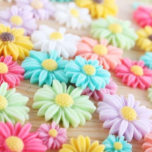 Free Shipping 100 Random Mixed Daisy Flower Resin Flatback Cabochon Scrapbook DIY Phone Shell /Hair Decoration 27mm 009005017