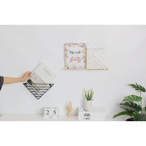 1PC Geometric Shape Metal Table Storage Basket Nordic Wall Mounted Desk Storage Shelf Basket Magazine Book Organizer Home JL 233