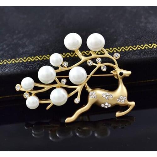 Fawn Pearl Brooch Fashion Brooch Pin For Women Men Jewelry Accessories Sweater Coat Shawl Buckle Pin Gifts