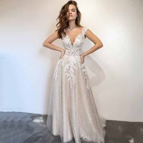 Eightree Sexy V-neck Wedding Dresses Applique Backless A-Line Glitter Lace Sleeveless Bridal Gown Long Evening Dress Custom Size