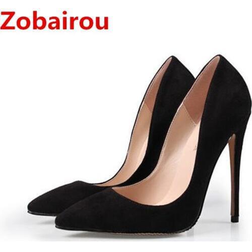 Zobairou Suede Pumps