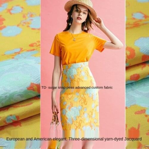 Elegant three-dimensional yarn-dyed jacquard suit jacket garment fabric, sewing fabric factory shop is not out of stock