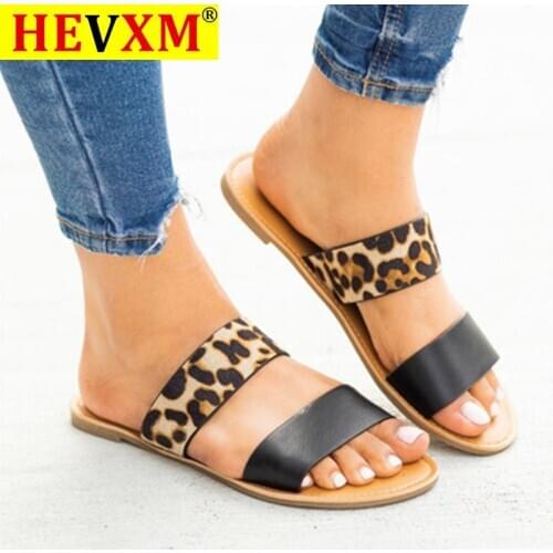 2020 New Women Summer Slippers Flat Straight Sandals Fashion Leopard Print Women Shoes Beach Casual Ladies Plus Size Slippers