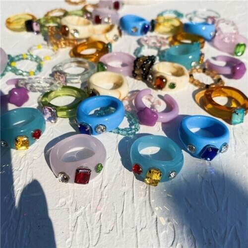 4pcs/set 2021 New Kpop Transparent Colourful Resin Set Ring Geometric Square Round Rhinestone Rings for Women Vacation Jewelry