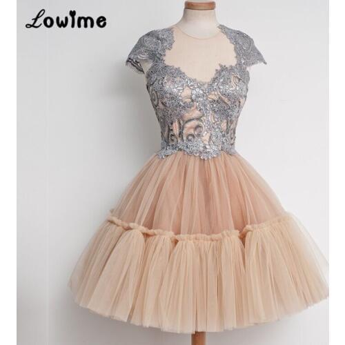 Unique Design Silver Sequined Graduation Dress Sheer Back 2016 Girls Fashion Party Dress Vestido De Formatura Homecoming Gown