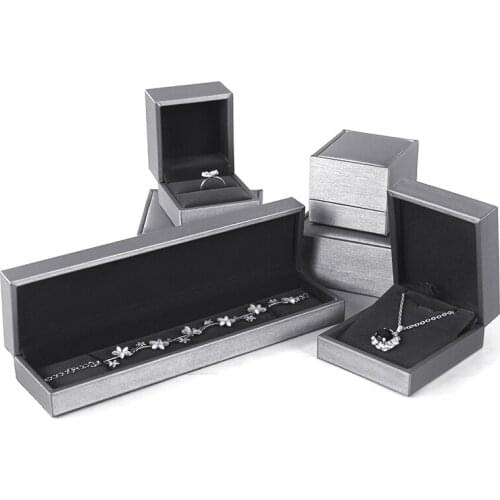 Silver-Grey PU Jewelry Packing Box Proposal Ring Gift Box Necklace Pendant Bracelet storage for Jewelry Store or home collection