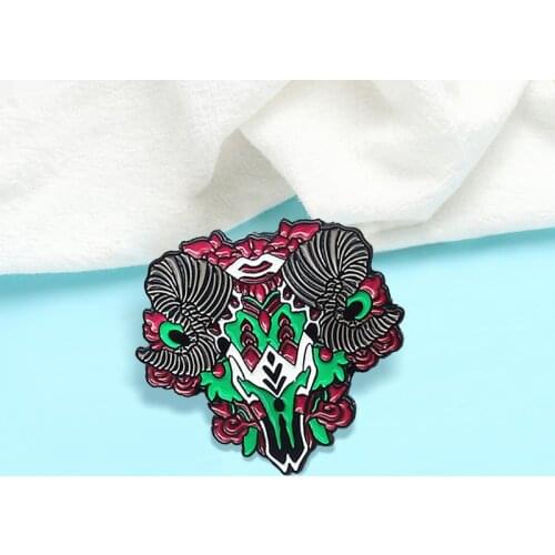 Punk Sheep Skeleton Brooches Rose Flower Plant Cattle Enamel Pin Badge Brooch Lapel Broche Shirt Bag Jewelry Gift for Friends