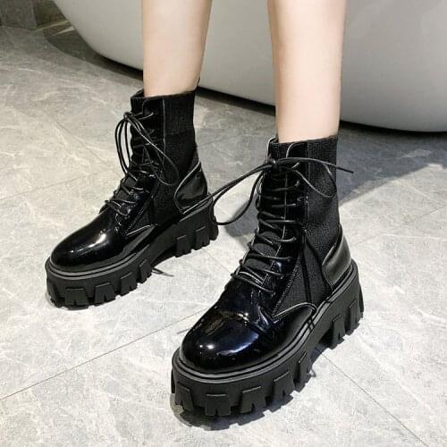 Patent Leather Black High Platform Boots Women Fashion Martin Boots Women 2020 Non-slip Wear-resistant Sole Ankle Boots Ladies
