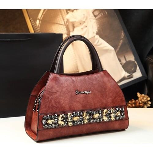 Retro large capacity Women bag 2020 new fashion diamond handbag soft leather mother bag middle-aged leather big portable bags