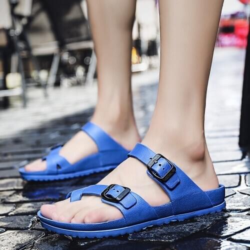 Mens Flip-flops Mens New Flip-flops Soft Bottom Comfortable Beach Slippers Campus Youth Fashion Men Mens Slippers IndoorShoes