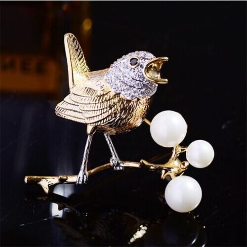 Creative High Quality Bird on Branches Pins Fashion Crystal Pearls Animals Luxury Jewelry Brooches for Women Men Banquet Gift