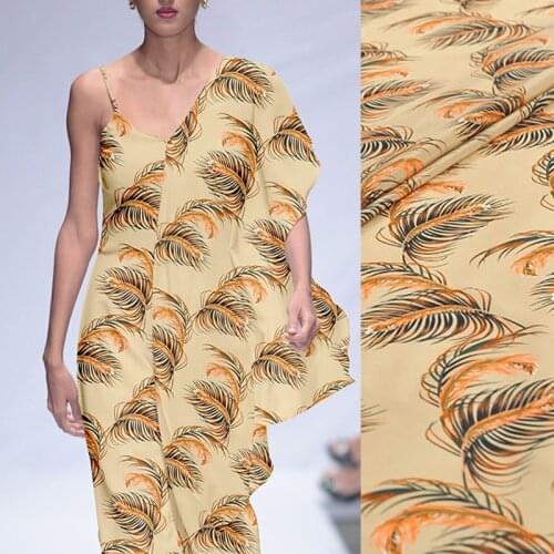135CM 16MM Feather Print Thin Crepe De Chine Fabric for Summer Dress Skirt Shirt Scarf Pants J134