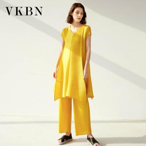 VKBN Summer 2 Piece Set Women Short Sleeve Elastic Waist High Waist Straight Trousers Suit V-Neck Pleated Stretch Fabric