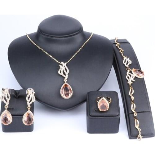 Nigerian Wedding African Beads Jewelry Set women customer Dubai Gold Color Zirconia Crystal Jewelry Set Brand Wholesale design