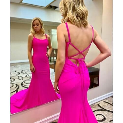 VKBRIDAL Sexy Halter Mermaid Prom Dresses Long Red Criss-cross Formal Evening Wear Homecoming Party Gowns