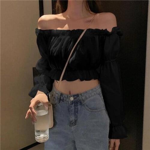2020 new one line collar off shoulder design top female students high waist exposed navel bubble sleeve T-shirt vintage