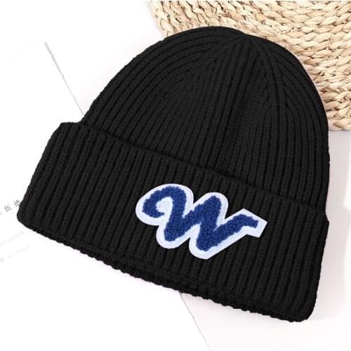 New Solid Letter W knitted Hat Female Autumn And Winter Japanese Casual Wool Hat Outdoor Riding Warm Ear Protection Cap Male