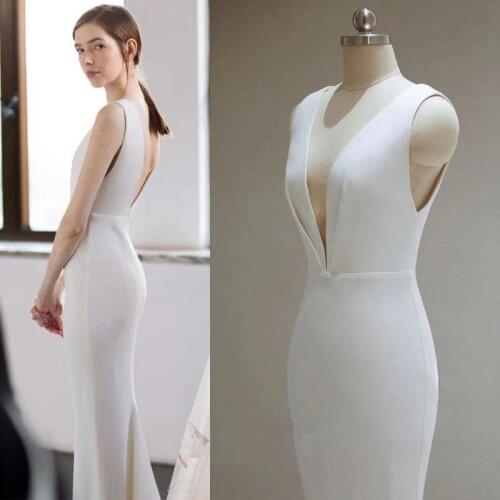2021 Simple Style Elegant Deep V-Neck Backless Sleeveless Sexy Sheath Satin Bride Dress Wedding Gown