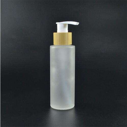 100ml 120ml Glass Bottle With Lotion Sprayer Essential Oil Spray Glass Bottle with bamboo lotion spray cap for cosmetics cream