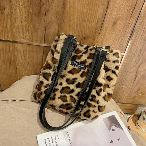 2021 New Women Underarm Bag Leopard Plush Shoulder Bag Fashion Women Purse Big Tote Bag Handbag For Women Crossbody Bag