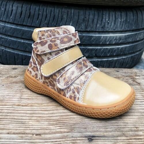 Pekny Bosa Women's Shoes