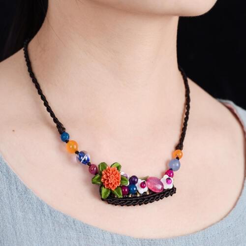 BOEYCJR Stone Bead Necklace Short Chain Handmade Vintage Ethnic Choker Glass Beads Flower Pendant Necklace For Women 2017