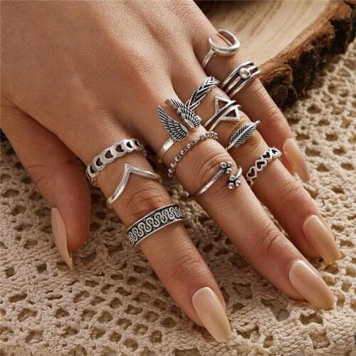 VAGZEB Punk Vintage Silver Color Ring for Woman Retro Wings Triangle Moon Geometric Heart Leaf V-shaped Ring Set