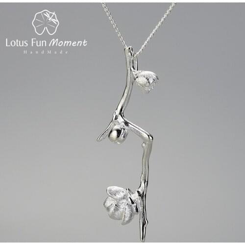 Lotus Fun Moment Vintage 18K Gold Wintersweet Plum Blossom Flower Pendant Necklace for Women Sterling Silver 925 Jewelry 2021