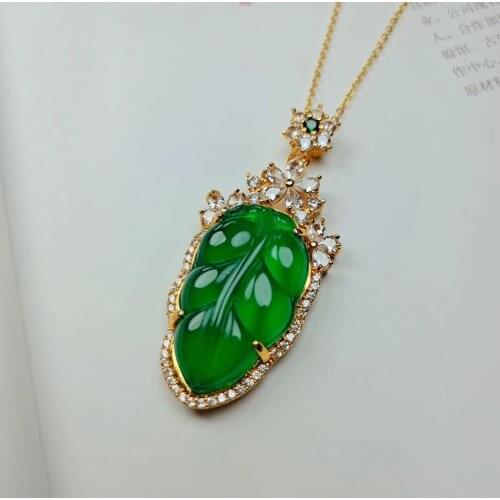 Natural ice chrysoprase leaf pendant necklace