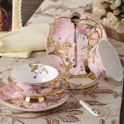 Europe High-grade bone china coffee cup set Phnom Penh Tea pot saucer porcelain tea cups set Tea time afternoon tea party