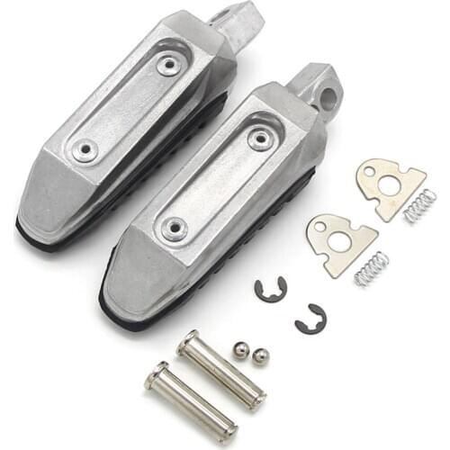 Rear Footrests Foot Pegs For Suzuki VZR1800 Boulevard M109R VZR1800B VZR1800BZ VZR1800N Intruder M1800R VZR1800Z 43621-44G10 L