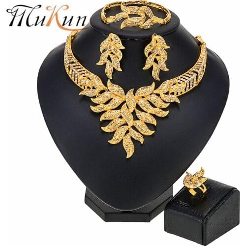 MUKUN Wholesale Fashion Dubai Gold Color Jewelry Set African Beads Jewelry Set Bridal Gift Nigerian Wedding Brand Jewelry Set