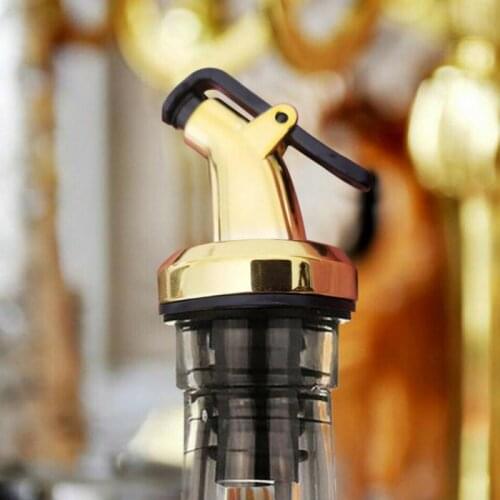 Wine Pourers Kitchen Oil Bottle Stopper Sprayer Liquor Dispenser Wine Bottle Stopper Drink Cap Tap Bar Tools Kitchen Accessories
