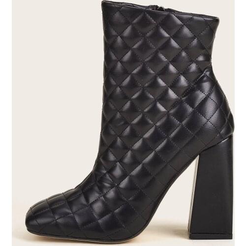 2021 Fashion Brand Women Short Boot Square Med Heel Ankle Boots High Quality Zipper Round Toe Chelsea Shoes Female
