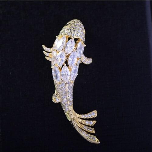 Lovely Fish Shape Brooches for Women Luxury Zircon Brooch Pin Female Jewelry Gold Fish Lapel Pin Gift for Men Cute Copper Broche