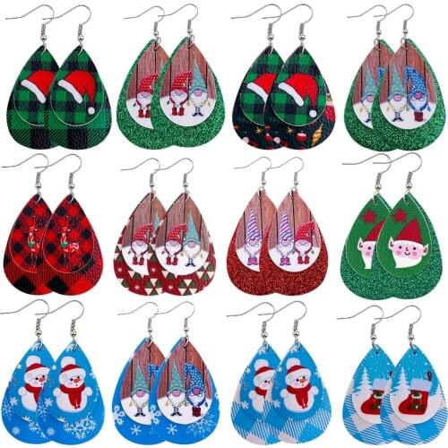 Christmas Faux Leather Earrings for Women Teardrop Dangle Petal Plaid Drop Earrings Xmas Holiday Jewelry Accessory