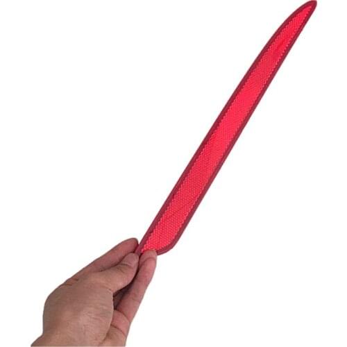 Adapted to the left and right sides of Kia K5 after 16-18 years, the rear bumper plate and the rear fog lamp shade