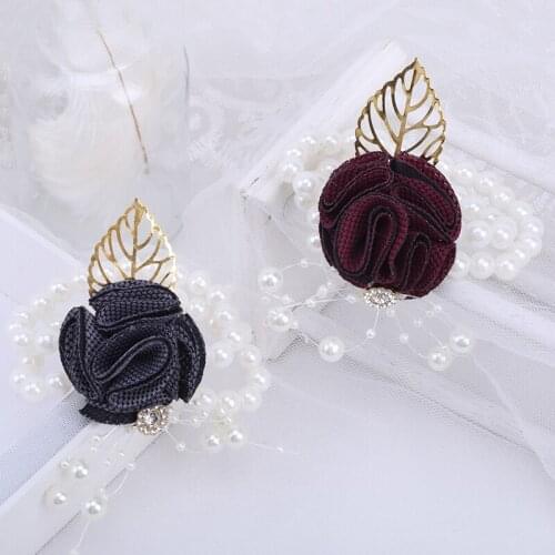 2021 New Groom Suit Lapel Pin Wine Red Bride Bridesmaid Pearl Knit Rose Corsage Wrist Flower Handmade Party Wedding SuppliesT048