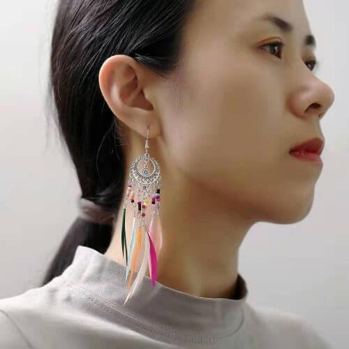 Fashion Personality Womens Earrings Creative Retro Hollow Carved Colorful Rice Bead Feather Earrings 2021 New Trend Party Gift