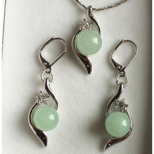 Free shipping 10mm green jade Pendant Necklace Earring Set
