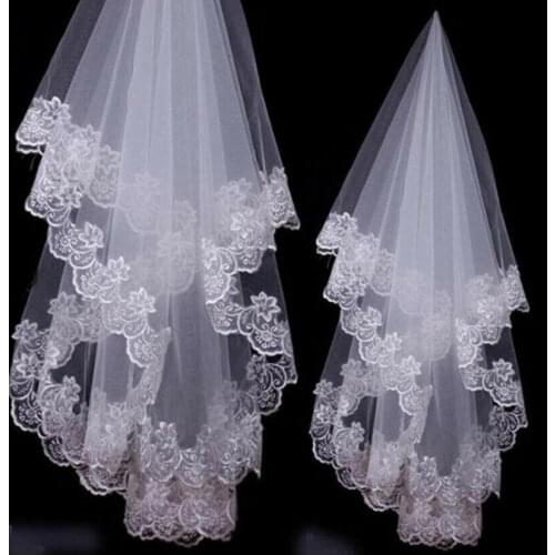 Sensual Looking New Style Wedding Veil Ivory Short Bridal Antique Tiara Chapel Length Lace Edge Appliques